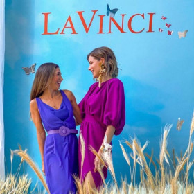 La Vinci celebra nove anos com campanha estrelada por Paulinha Sampaio