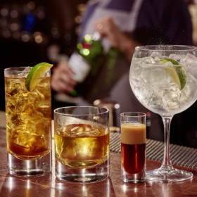 Diageo vai doar R$ 15 milhões para reabertura de bares e restaurantes de Fortaleza, Recife, Rio de Janeiro e São Paulo