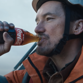 Coca-Cola lança filme natalino “The Letter”