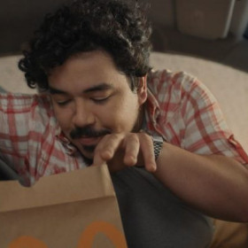 McDonald’s reforça drive-thru com nova campanha publicitária