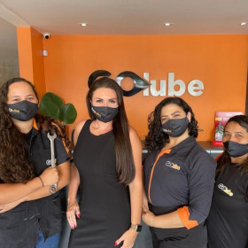 Golube, loja cearense especializada em troca de óleos, emprega mulheres em cargos comumente ocupados por homens