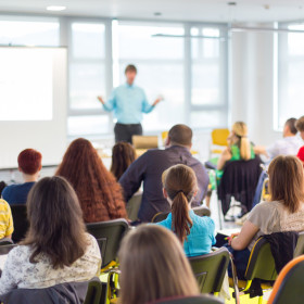 Pesquisa mostra a relevância da docência às vésperas da celebração nacional do Dia dos Professores