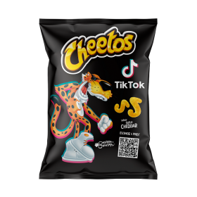 Cheetos e Tiktok lançam salgadinho no formato do logo da plataforma