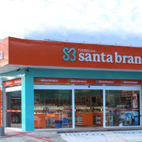 Rede de Farmácias Santa Branca anuncia adesão ao modelo de franquia e pretende ampliar o número de lojas em 88% em 2022
