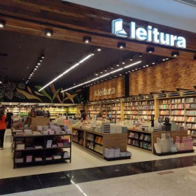 Livraria Leitura inaugura nova loja no RioMar Kennedy