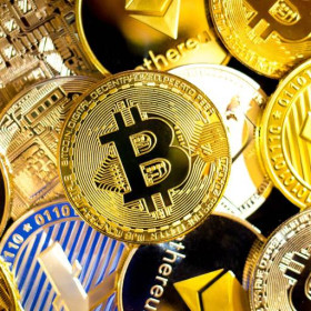 InfoMoney anuncia parceira com CoinDesk para se tornar o veículo de criptomoedas mais relevante do Brasil