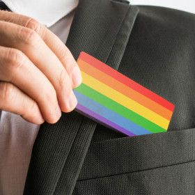 65% dos profissionais brasileiros LGBTI+ sofreram discriminação no trabalho