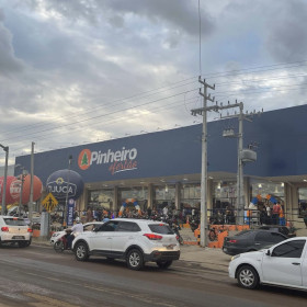 Pinheiro Ofertão é inaugurado em Quixeramobim