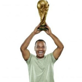 Toshiba anuncia Cafu como estrela da  campanha “Magia Toshiba” e inicia comunicação para a Copa do Mundo 2022
