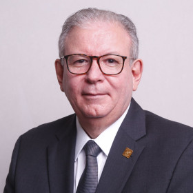 Ricardo Cavalcante é a personalidade do ano no Prêmio ACOMAC-Ceará