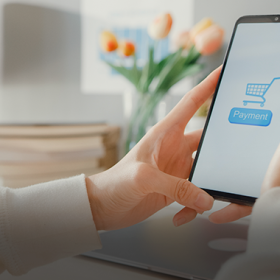 Consumidores brasileiros aumentaram em 44,8% volume de compras em aplicativos em 2022