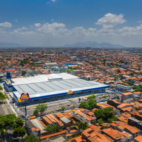 Maior unidade do Assaí no Ceará é inaugurada no bairro Montese