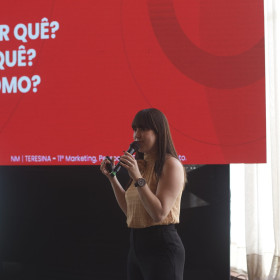 “Entregue experiência”, destaca Camila Coutinho na 11ª edição do Marketing, Pessoas & Relacionamento