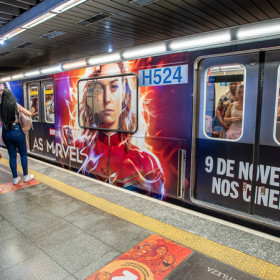 Disney lança “As Marvels” com experiência no metrô de São Paulo