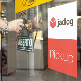 Jadlog lança plataforma on-line de entregas