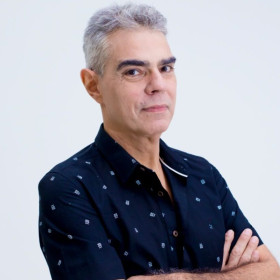 Filho de Chico Anysio inicia carreira em eventos corporativos com parceria da Sancho