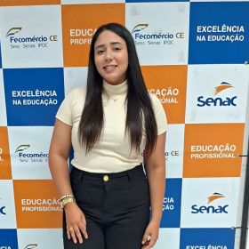 Aluna do Senac investe em curso técnico e se torna gestora