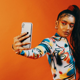 L’Oréal Brasil se une ao TikTok e YouPix para promover aceleração profissional de criadores negros de conteúdo