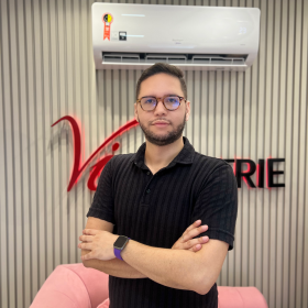 Pedro Júlio Pereira assume coordenação de comunicação, marketing e e-commerce do Grupo Vi Lingerie