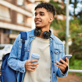 Smartphones podem ser aliados estratégicos na preparação dos estudantes para o Enem
