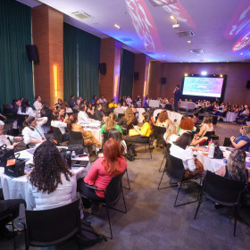 Performes promove o 3º BENCHRH e lança a formação executiva Gente & Gestão