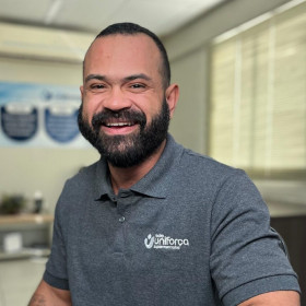 Felipe Oliveira é o novo gerente de trade marketing da Rede Uniforça