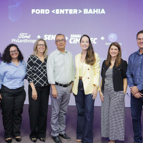 Ford lança programa de capacitação profissional em tecnologia na Bahia
