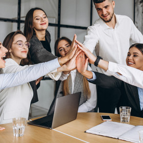 Bons salários e horários flexíveis são principais motivadores dos trabalhadores brasileiros
