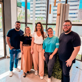 Wegence assina campanha para Hortus Park com apresentadora Bianca Saraiva
