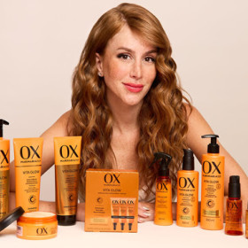 Mari Maria participa de ação em Farmácia Pague Menos de Fortaleza para apresentar linha OX Vita Glow