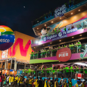 Carnaval 2025: descubra como as marcas se envolvem na festa e oferecem soluções para os foliões