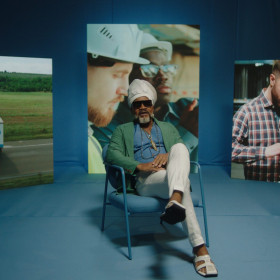 Carlinhos Brown retorna como embaixador de Amanco Wavin em campanha assinada pela agência SUBA