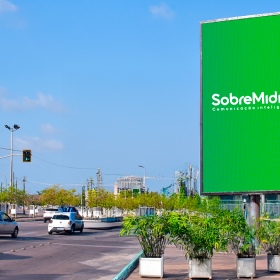 Sobremídia se destaca como força estratégica no mercado de DOOH no Ceará e Nordeste