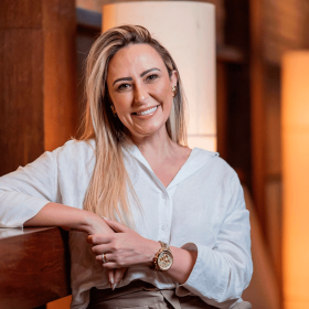 Carolina Ferreira é a nova Diretora de Gente & ASG da Alelo