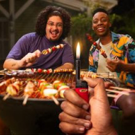 BIC anuncia reposicionamento emocional da categoria de chamas em nova campanha