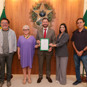 Instituto Dragão do Mar firma parceria com ALECE para promover cultura de paz no Ceará