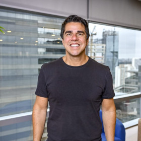 Uma conversa no fim da tarde com Delen Bueno