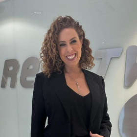 RedeTV! anuncia Fabíola Cidral como nova âncora do RedeTV! News