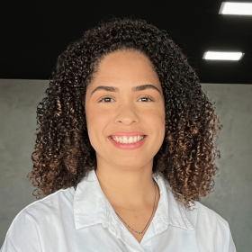 Renata Almeida é a nova coordenadora de marketing do Camará Shopping