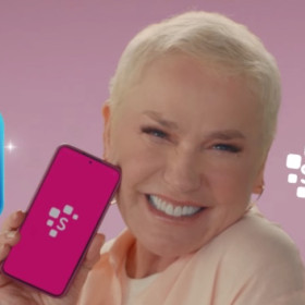 Xuxa vira “Maria da Graça” em nova campanha da Serasa