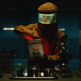 Yoki apresenta nova pipoca com sabor misterioso inspirada em Stranger Things