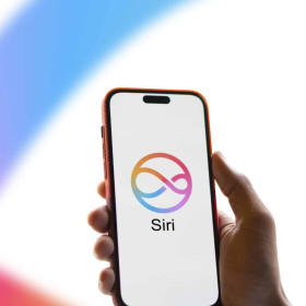 Apple aposta em IA para reinventar a Siri com tecnologia do Google