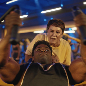 Agência Milà coloca Márcia Sensitiva e Rodrigo Pantera para prever o “ano do shape” da Smart Fit