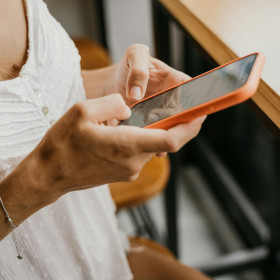 Anúncios digitais terão novo imposto de até 13% a partir deste mês