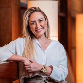 Carolina Ferreira assume diretoria de marketing da Alelo