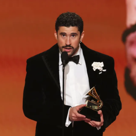 O som que atravessa barreiras: a autenticidade latina em evidência no Grammy de 2026