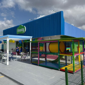 Frosty projeta abrir 60 novas lojas em 2026 nos sete estados de atuação