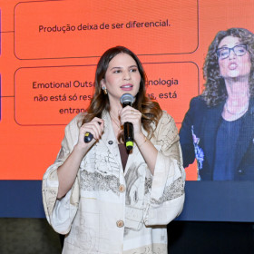 “O nosso valor está onde o prompt não consegue reproduzir”, afirmou Marina Rolim no lançamento do 18º Impresso Nosso Meio