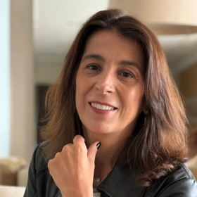 Santa Helena Alimentos anuncia Sabrina Torquato como nova head de marketing