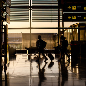 Tarifas aéreas no Brasil continuam subindo e pressionam bolso do consumidor